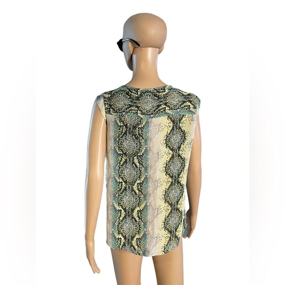 Worthington Sleeveless Blouse Womens P/M Green Snake Skin Print Casual - Picture 2 of 11